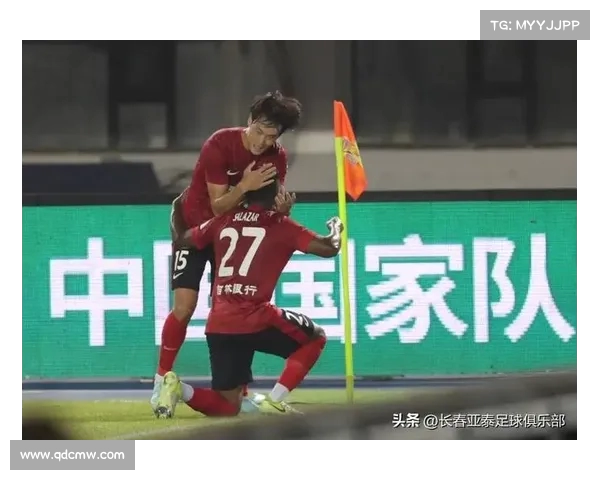 亚泰1-0双杀梅州卡米洛制胜吴亚轲扑点救主后伤退